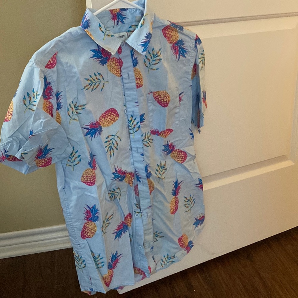 Departwest button up hawaiian shirt